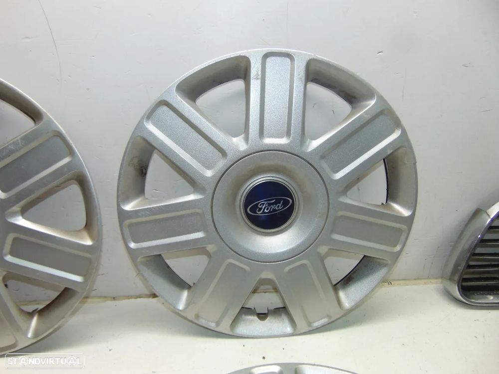 Ford C-Max tampões - 4