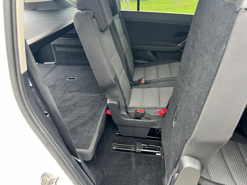 Volkswagen Touran 1.5 TSI EVO Comfortline DSG - 32