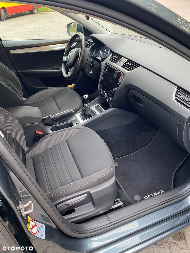 Skoda Octavia 1.4 TSI Ambition - 16