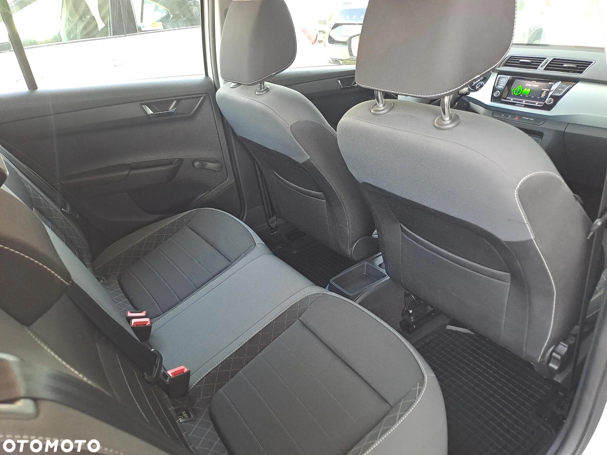 Skoda Fabia 1.0 TSI Ambition - 11