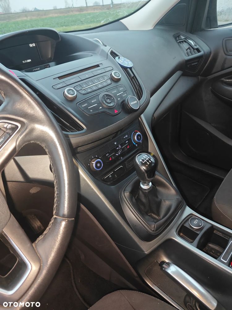 Ford Kuga 2.0 TDCi 4x4 Business Edition - 24