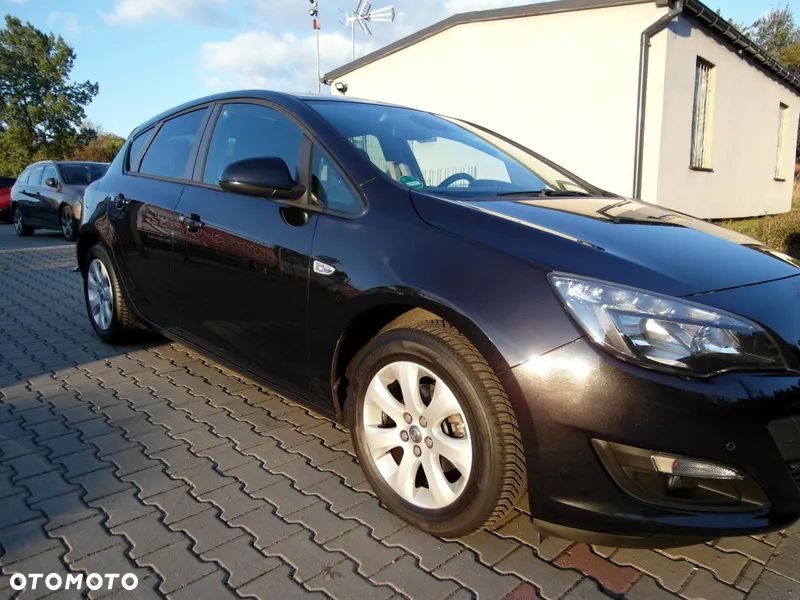Opel Astra 1.4 Turbo Innovation - 14