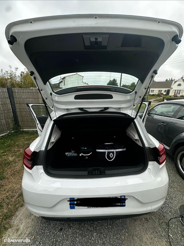 Renault Clio 1.6 E-Tech Intens - 1
