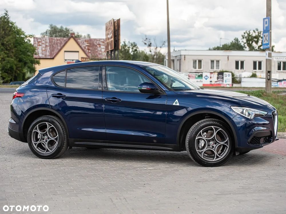 Alfa Romeo Stelvio - 3
