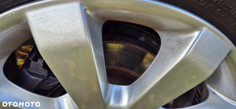 Toyota Yaris 1.3 VVT-i Executive - 29