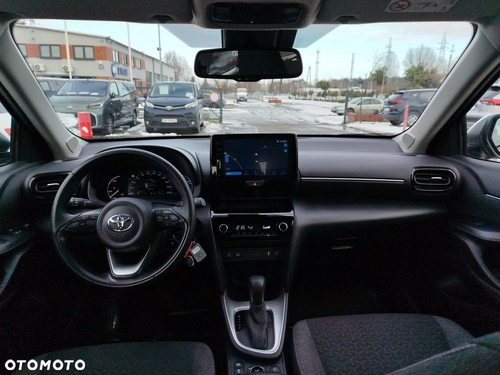 Toyota Yaris Cross - 12