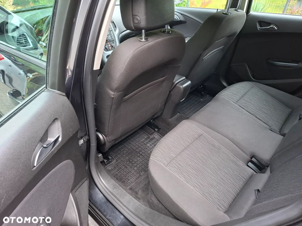 Opel Astra 1.4 Turbo Exklusiv - 22