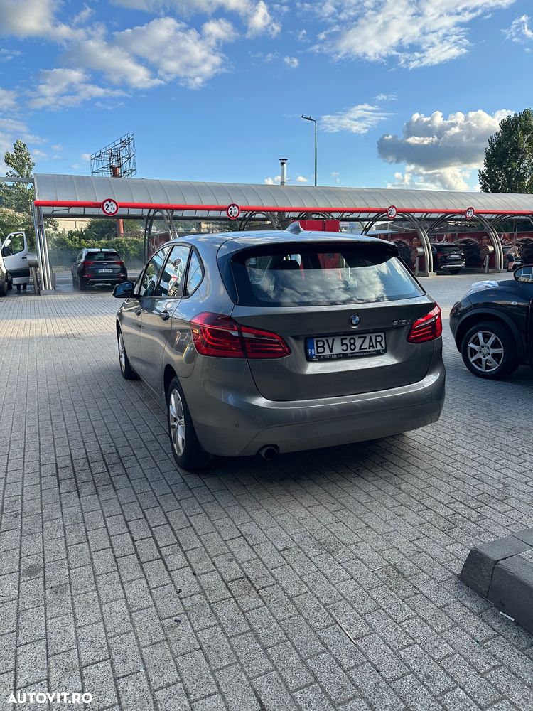 BMW Seria 2 218d Standard - 5