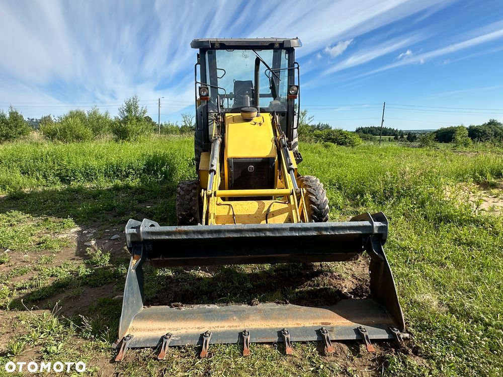 New Holland B80b  SS - 6