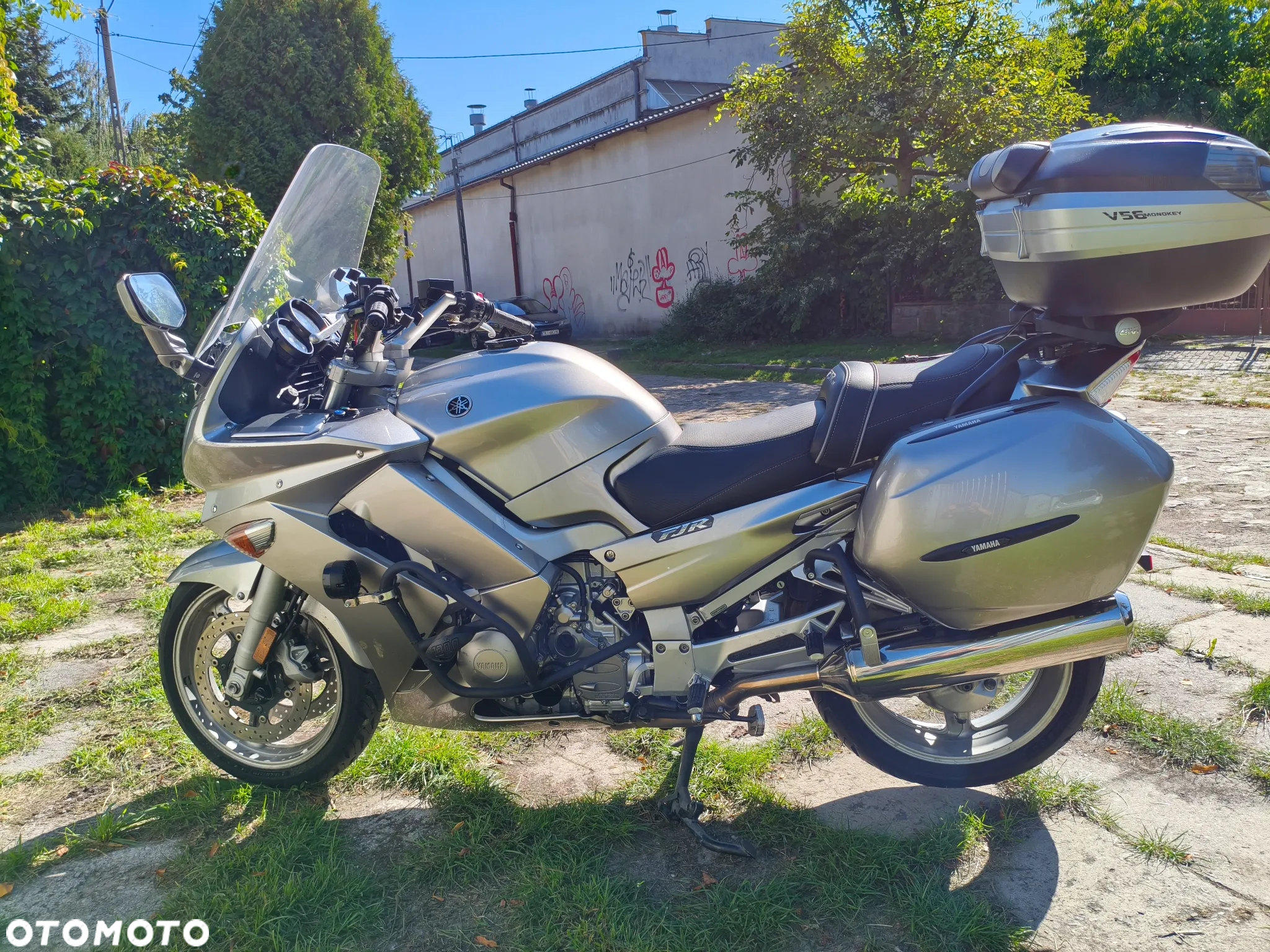 Yamaha FJR - 2