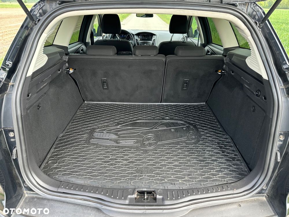 Ford Focus - 26