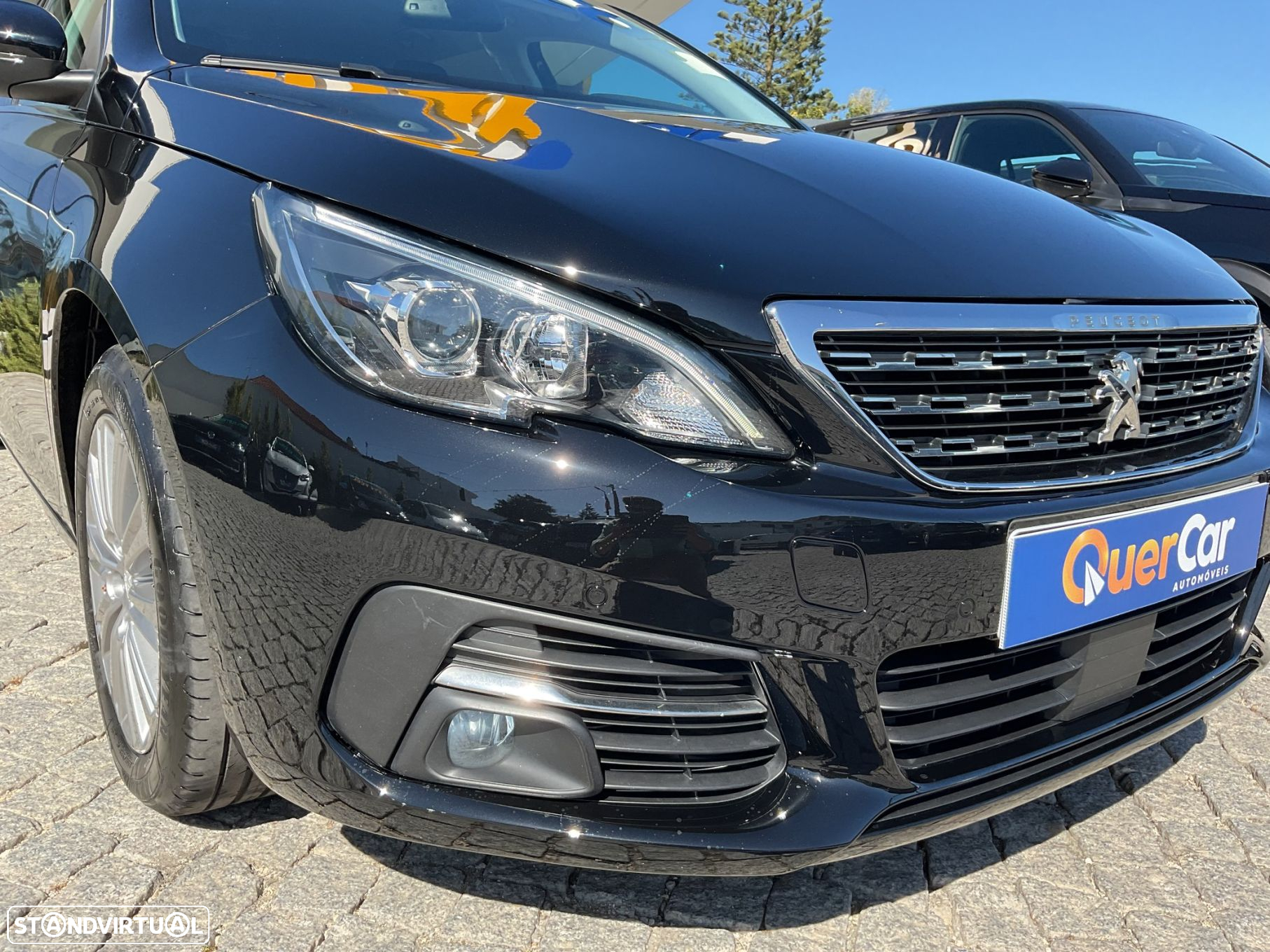 Peugeot 308 1.2 PureTech Allure EAT8 - 18