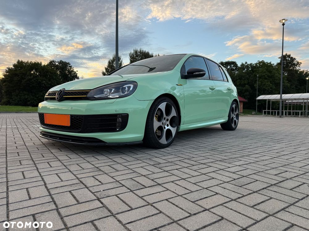 Volkswagen Golf 2.0 GTI - 9