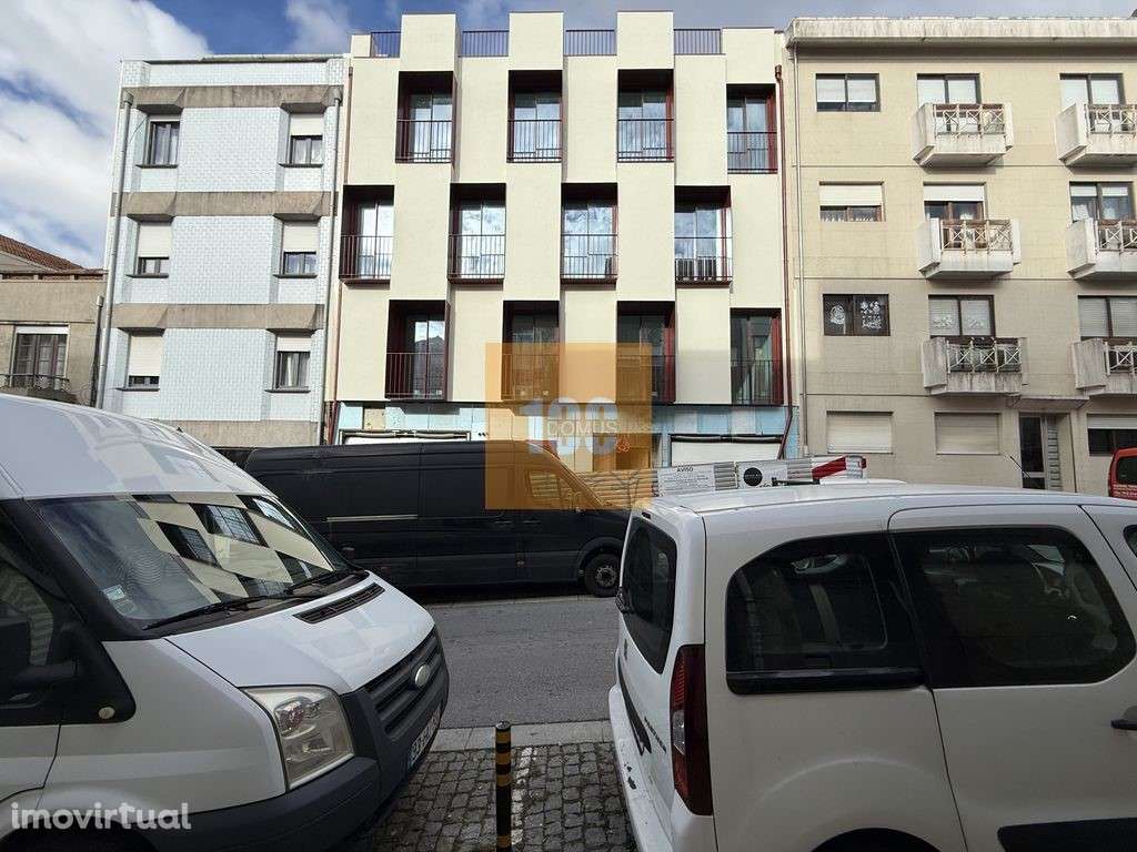 T2 duplex com jardim - Capelo Residences - Grande imagem: 3/65