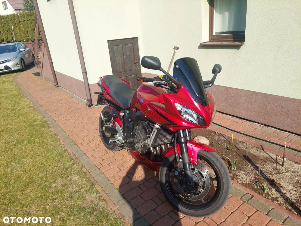 Yamaha FZ6 - 3
