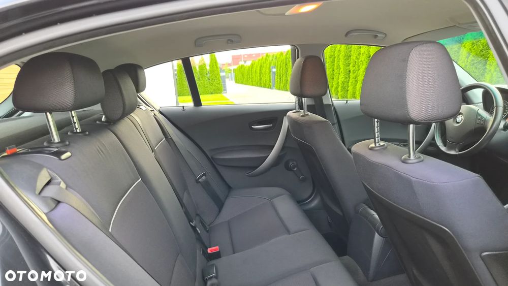 BMW Seria 1 - 15
