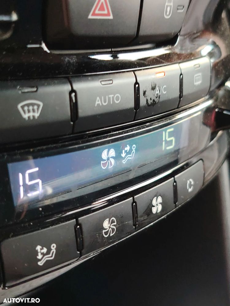Peugeot 2008 BlueHDi FAP 120 STOP & START Crossway - 9