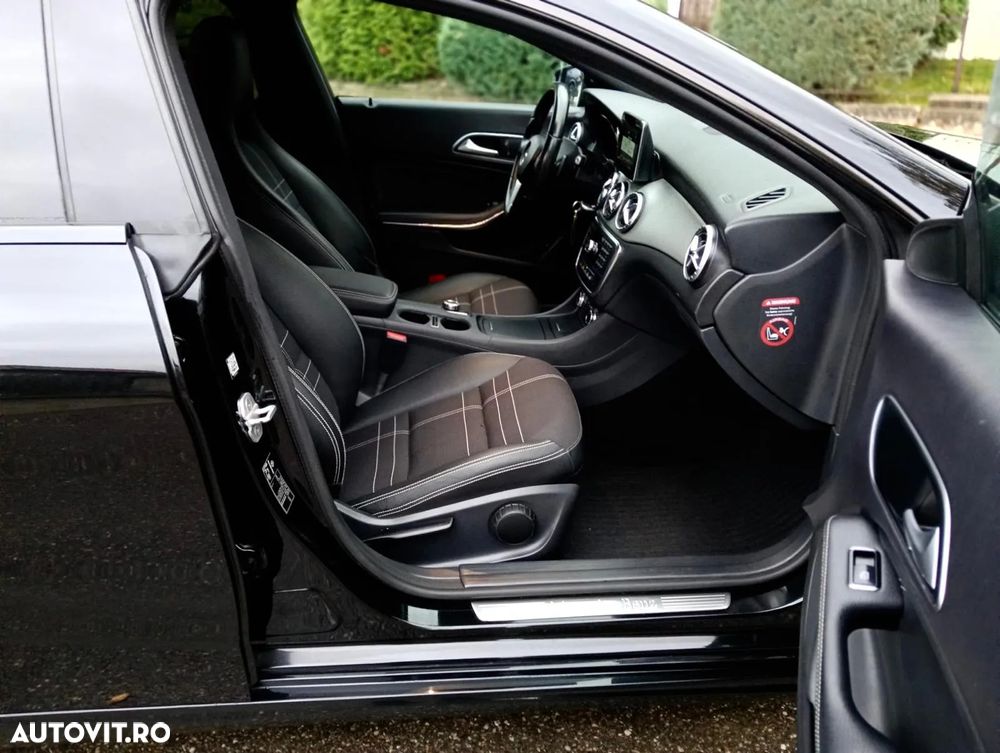 Mercedes-Benz CLA Shooting Brake 220 d 7G-DCT AMG Line - 29