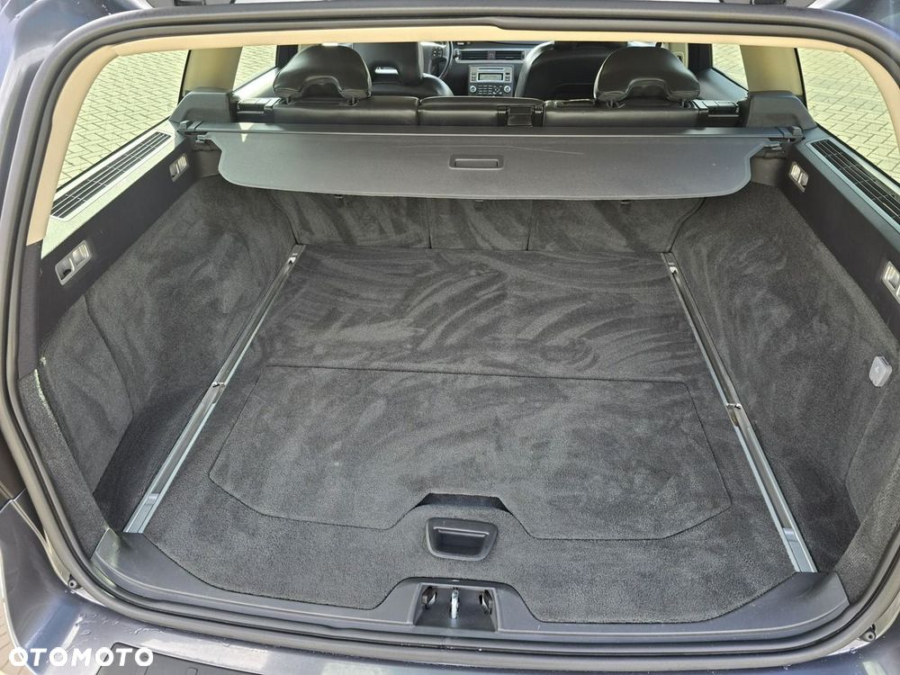 Volvo V70 - 18