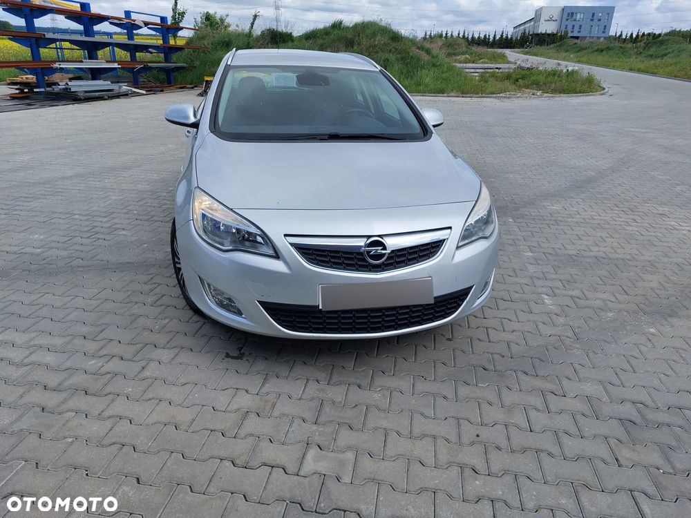Opel Astra 1.4 Turbo Sports Tourer 150 Jahre - 18