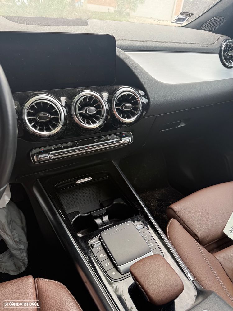 Mercedes-Benz GLA 200 d - 5