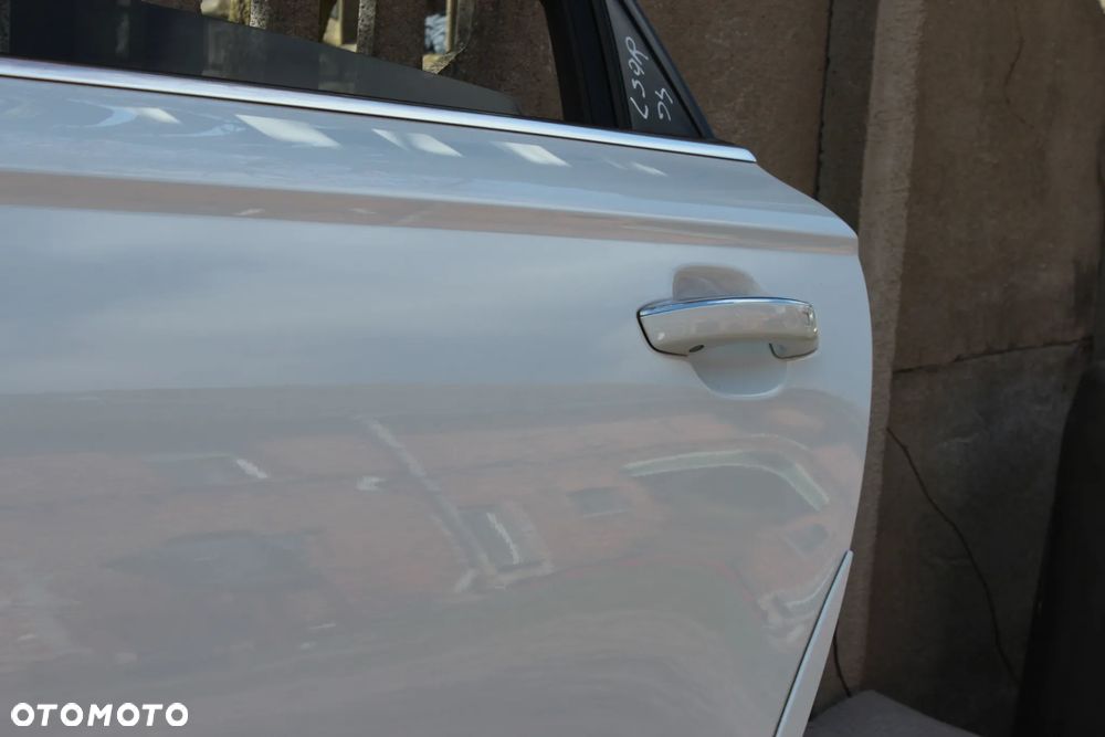DRZWI TYLNE LEWE AUDI A6 C7 AVANT LS9R 2015 - 10
