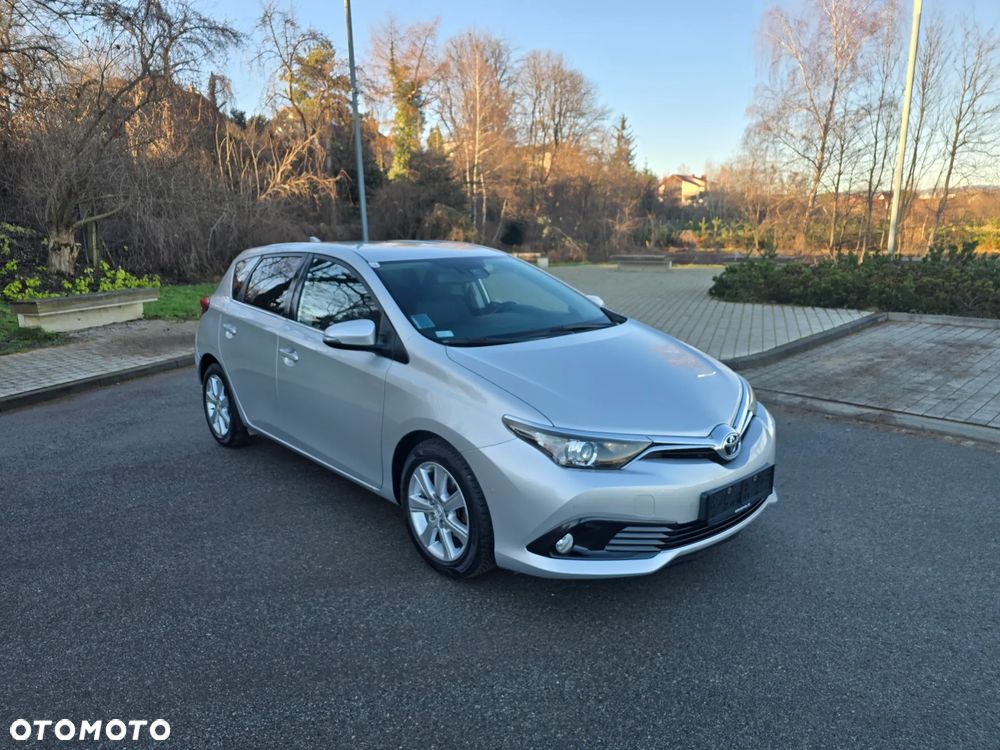 Toyota Auris 1.2 Turbo Multidrive S Executive - 24