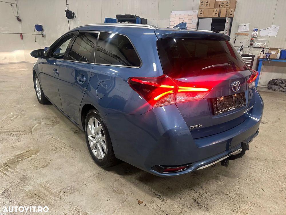 Toyota Auris 1.8 VVT-i Hybrid Automatik Touring Sports Edition - 3