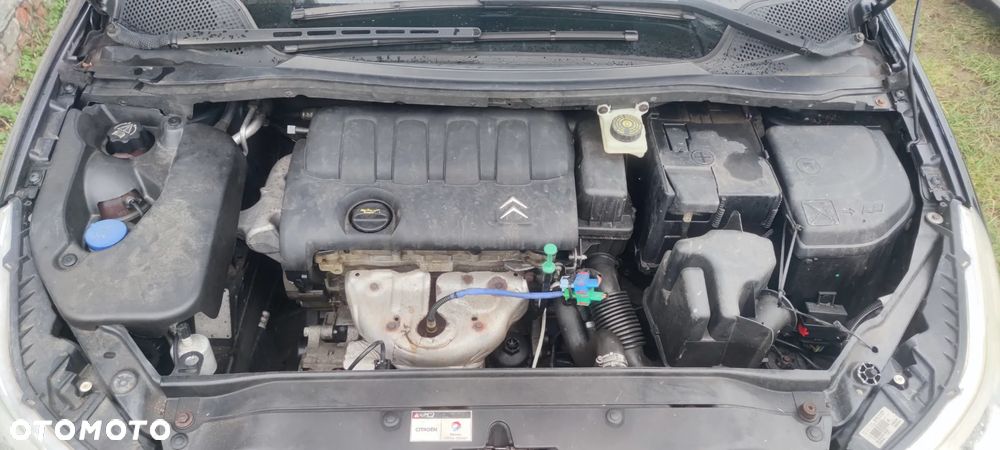 Citroën C4 ver-1-4-16v-x - 6
