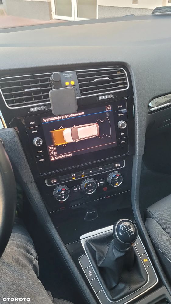 Volkswagen Golf VII 1.5 TSI BMT Highline - 9