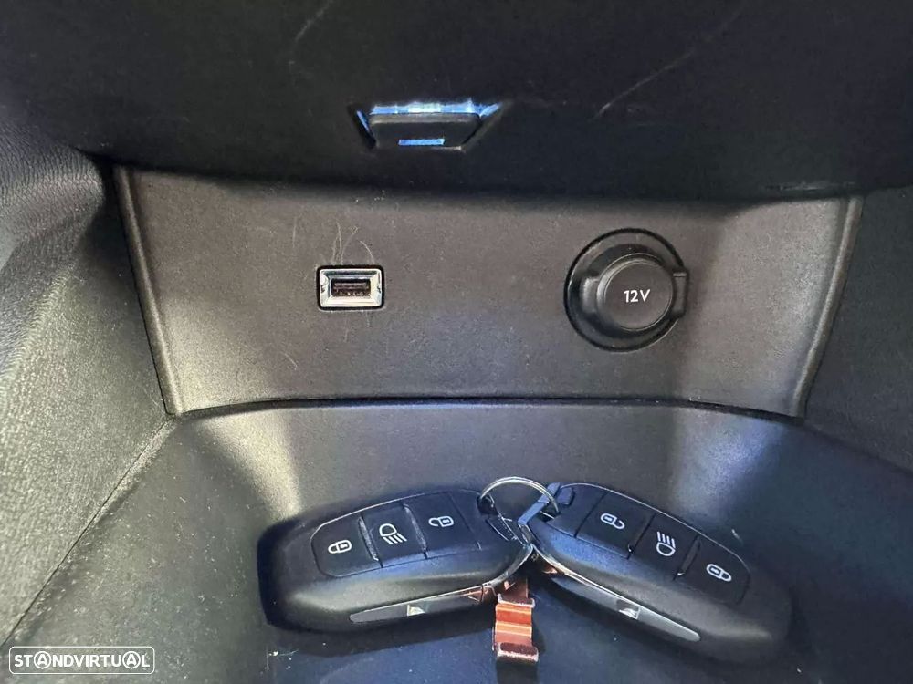 Peugeot 3008 1.5 BlueHDi Active Pack - 18