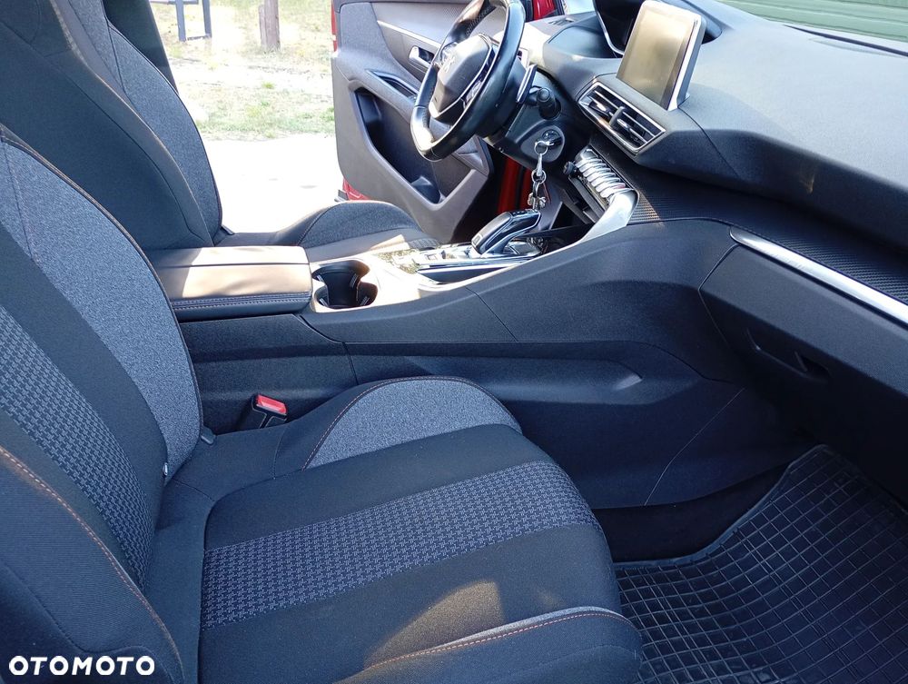 Peugeot 3008 1.6 BlueHDi Active S&S EAT6 - 17