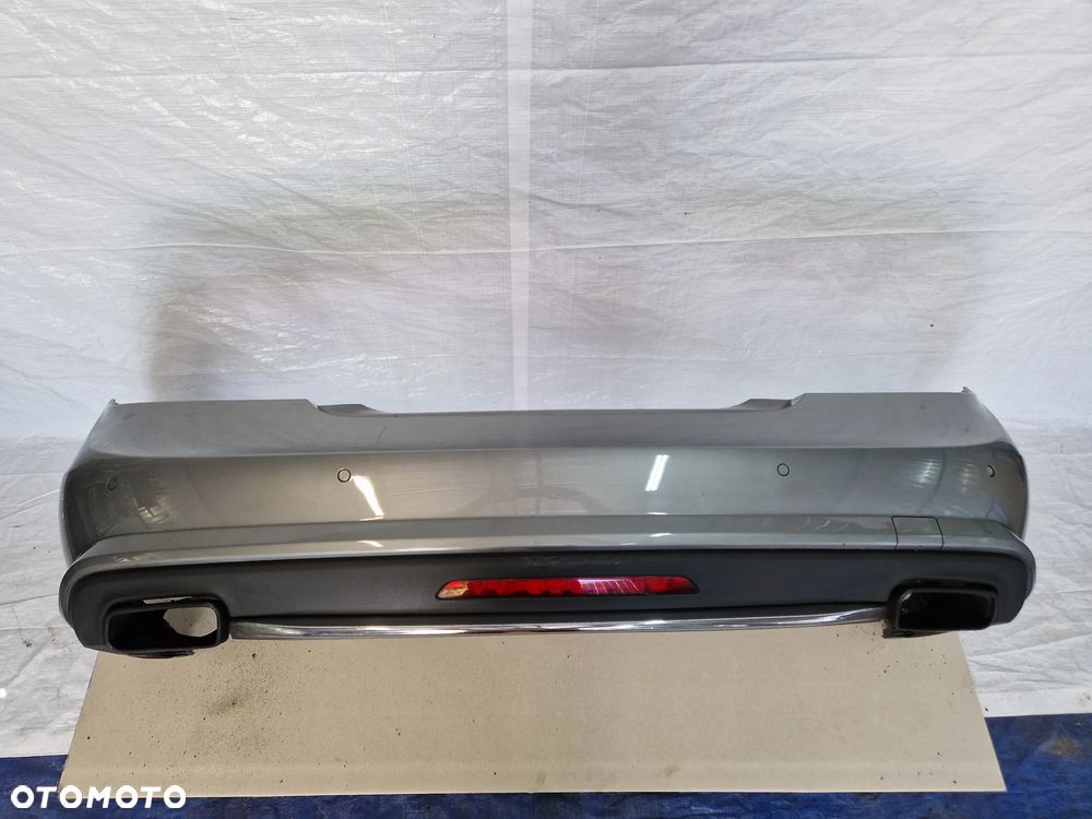 Mercedes CLS W218 AMG Zderzak tylny lak 792 Kompletny super stanan