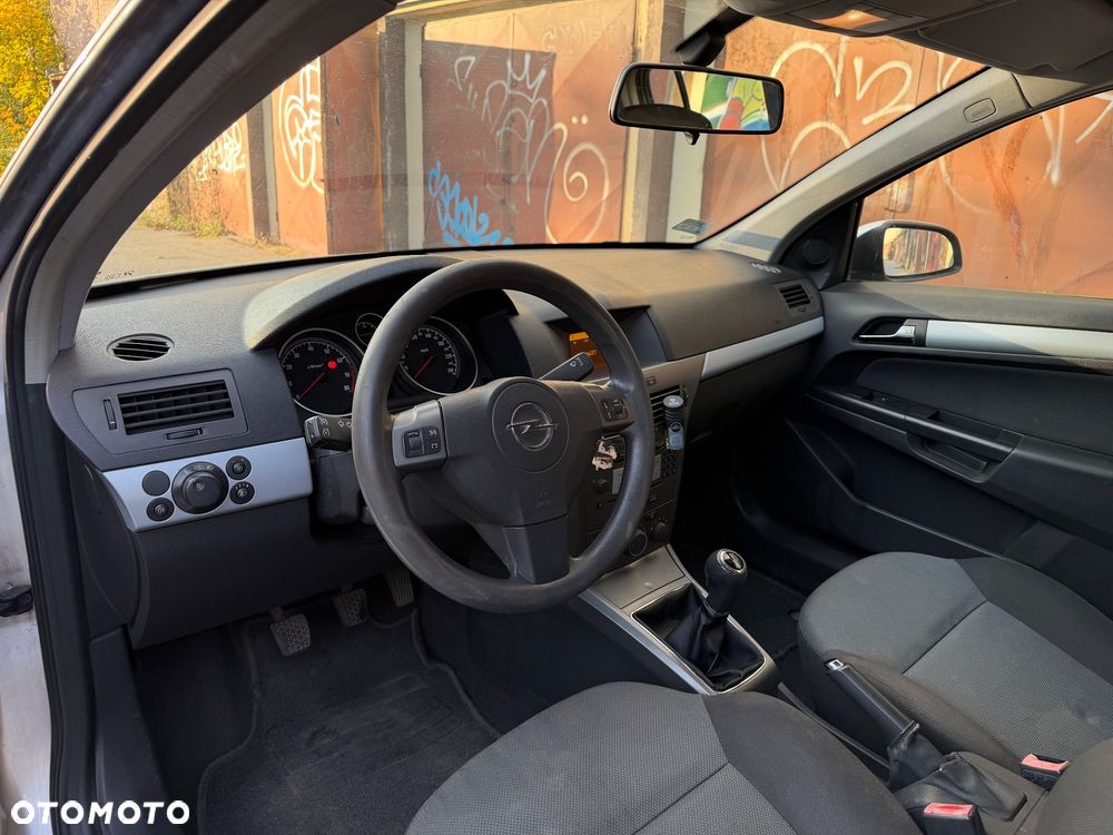 Opel Astra 1.6 Catch me now - 10