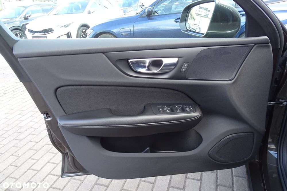 Volvo V60 D3 Geartronic Momentum - 16