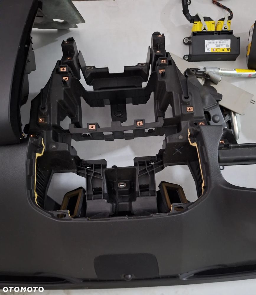 DESKA ,KONSOLA ,2xAIRBAG ,PASY,SENSOR  -OPEL INSIGNIA A /2010 R./ EUROPA - 4