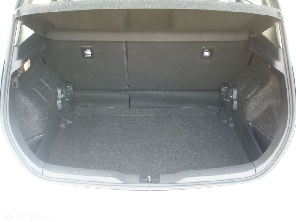 Toyota Auris 1.2 T Prestige - 10