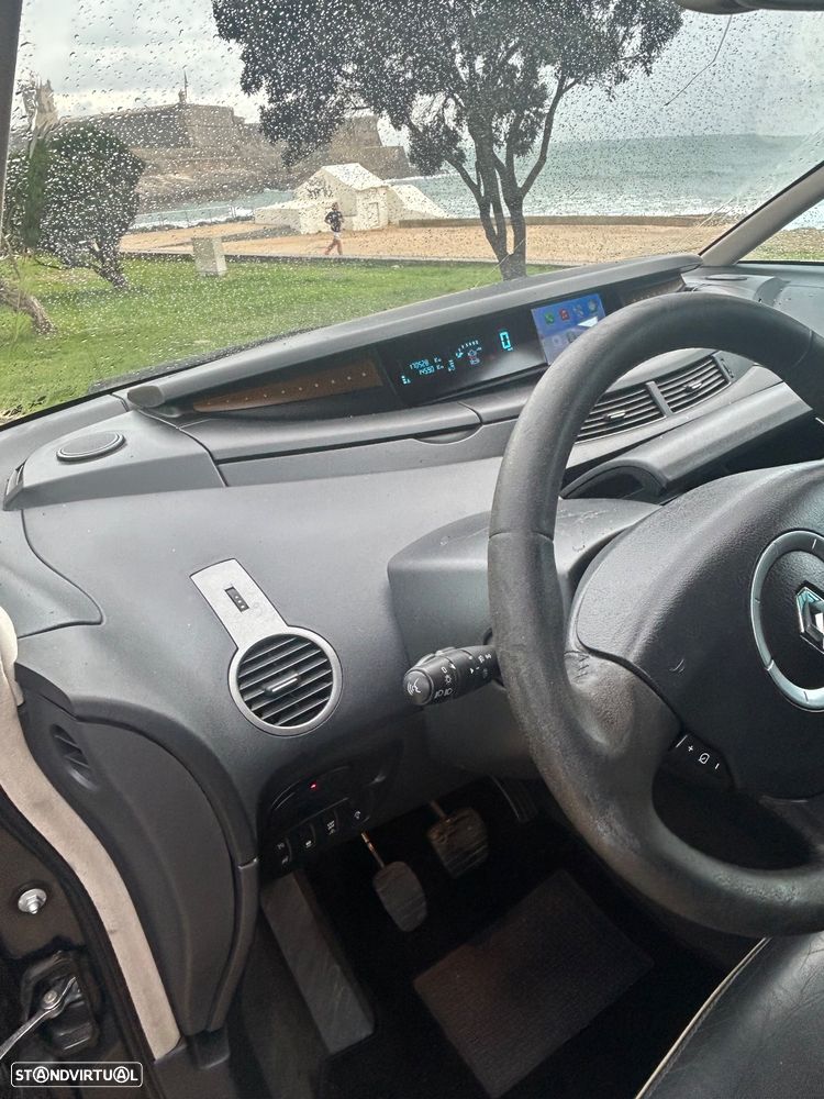 Renault Espace 2.0 dCi Initiale 7L - 20