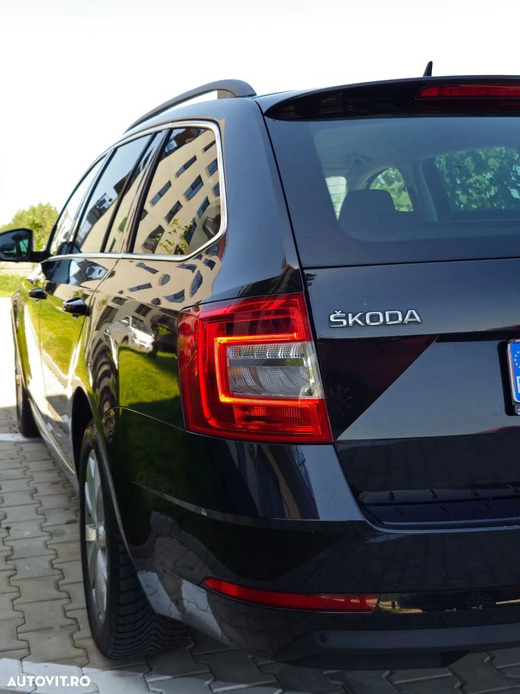 Skoda Octavia 1.6 TDI GREENLINE - 8