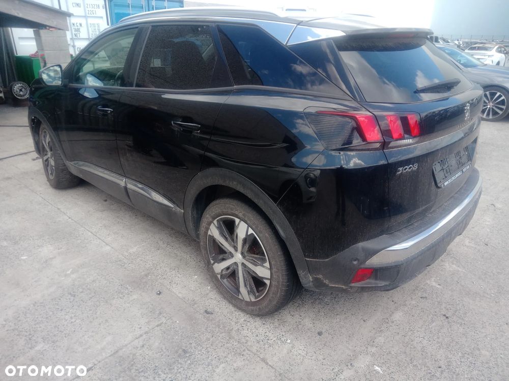 Peugeot 3008 1.5 BlueHDi Allure S&S EAT8 - 2
