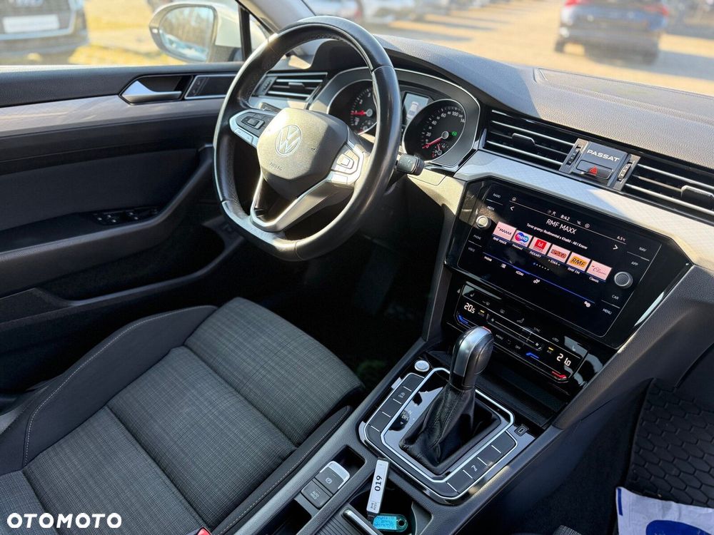 Volkswagen Passat 2.0 TSI Business DSG - 26