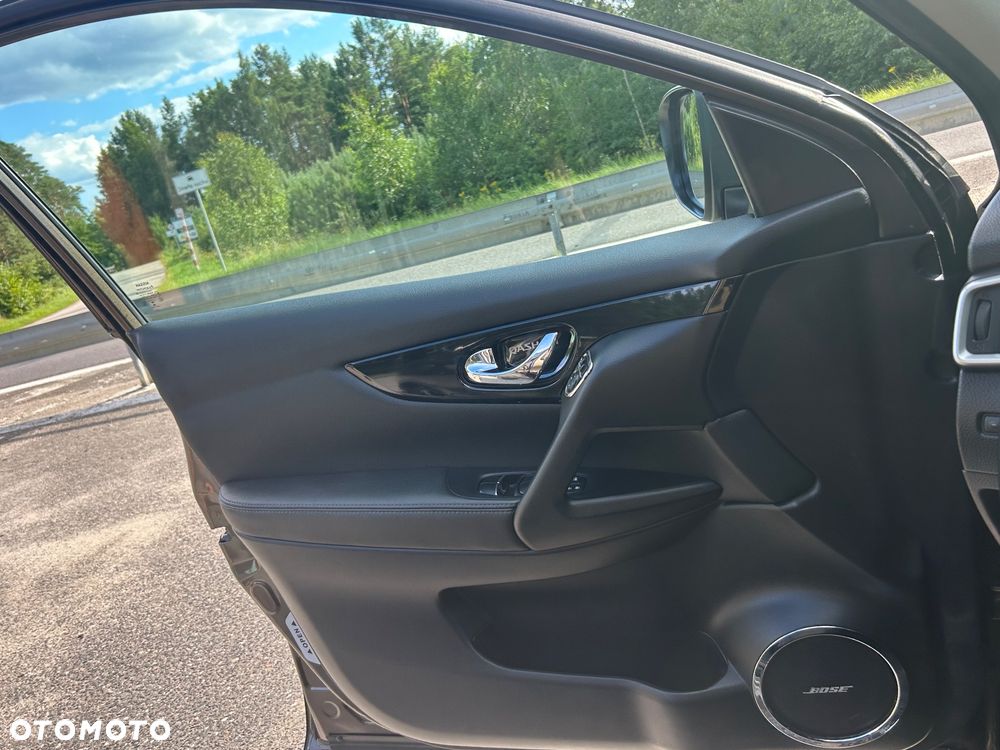 Nissan Qashqai 1.6 DCi N-Connecta - 9