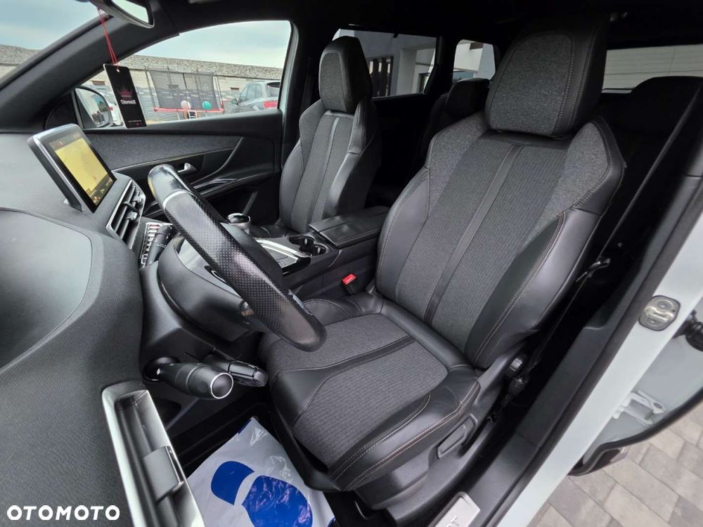 Peugeot 5008 - 16