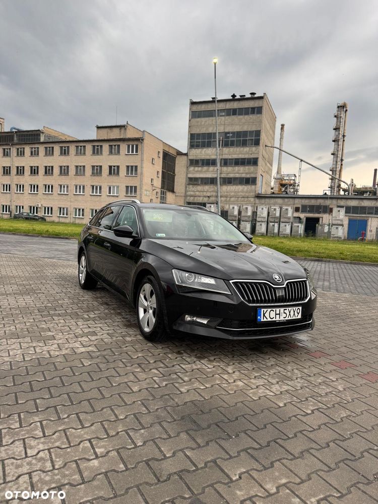 Skoda Superb 2.0 TDI Ambition - 1