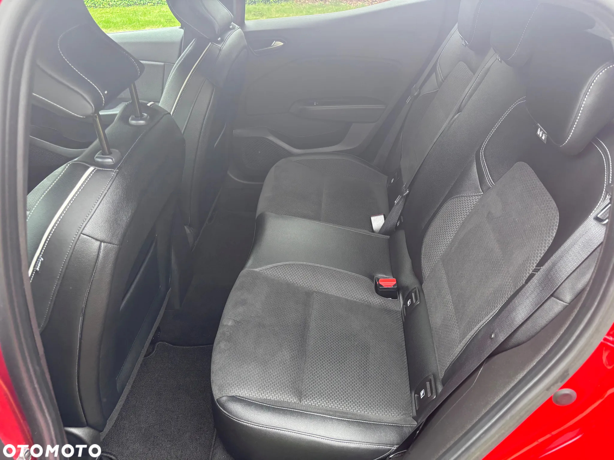 Renault Clio - 12