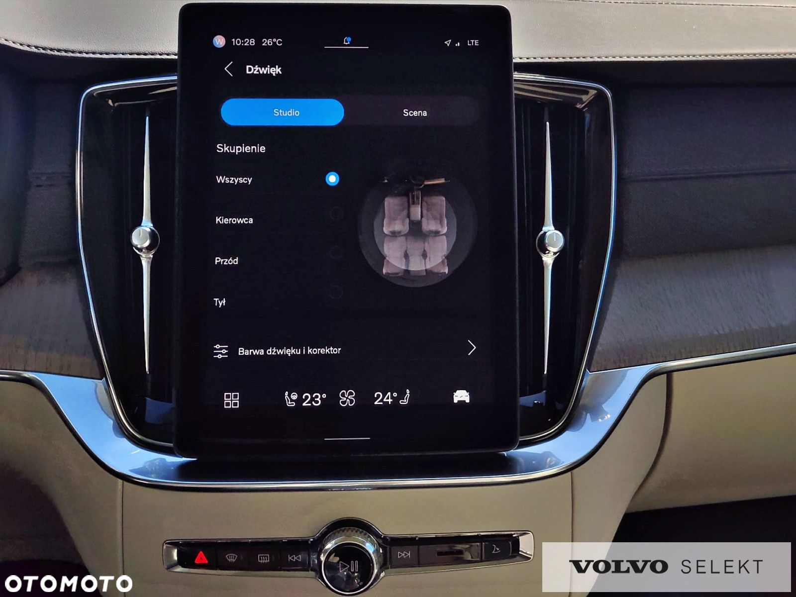 Volvo XC 90 - 32