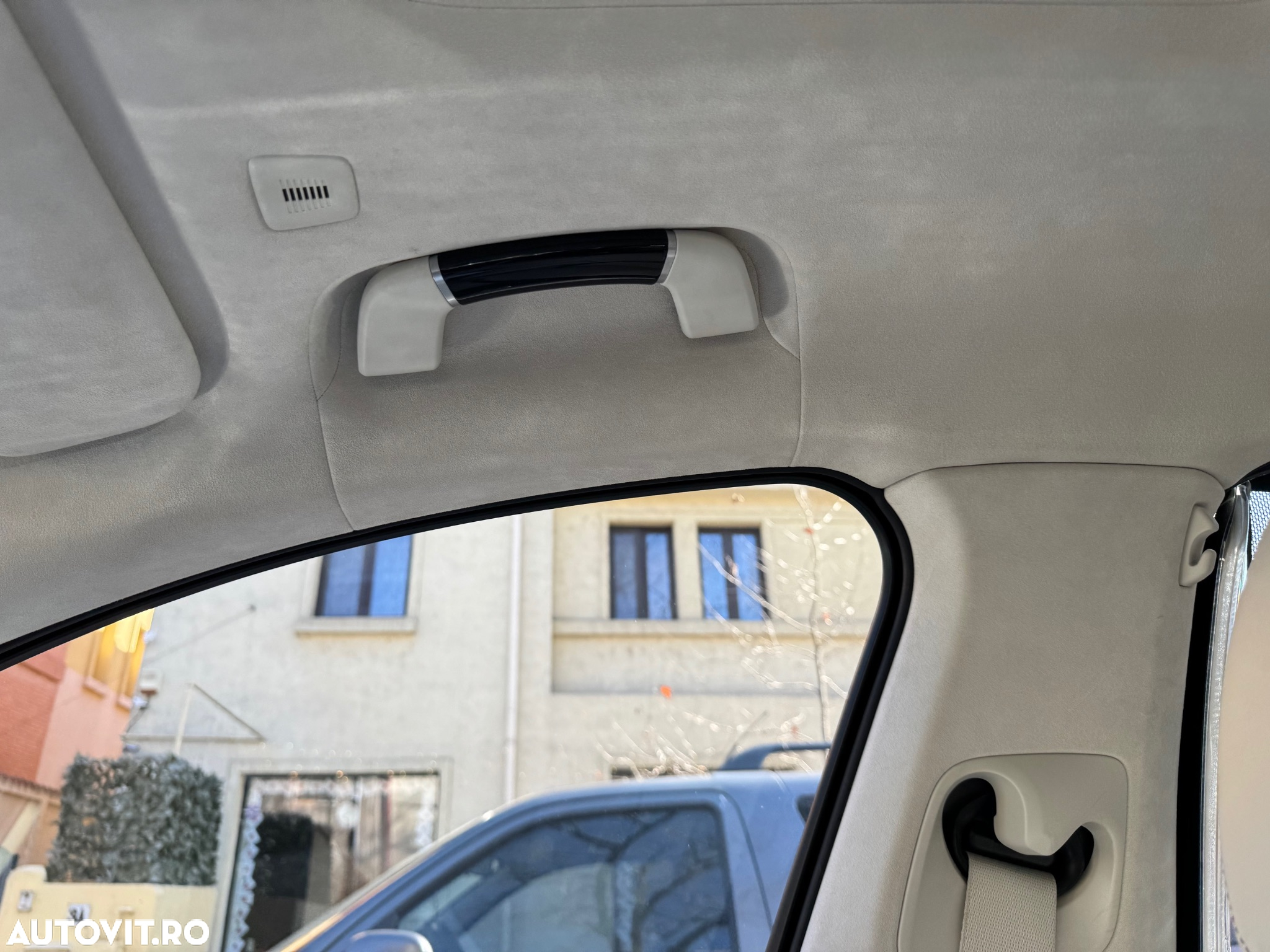 BMW Seria 7 730Ld - 24