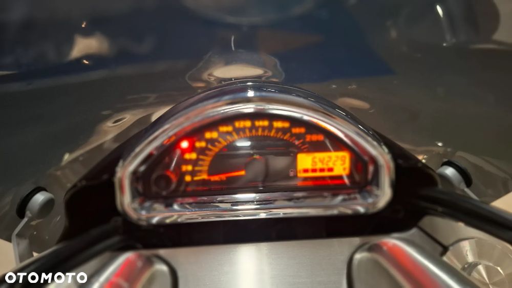 Suzuki VZ - 12