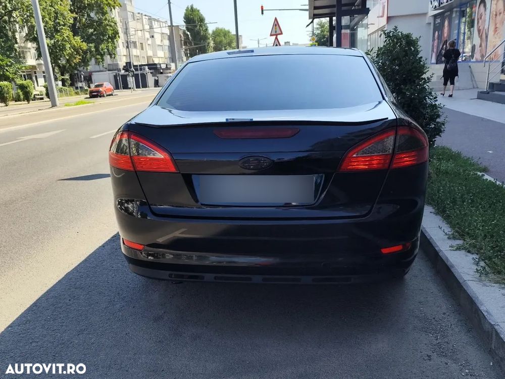 Ford Mondeo 2.0 TDCi Ghia - 2