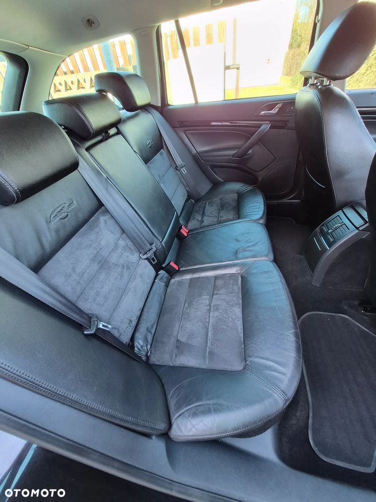 Skoda Octavia 2.0 TDI DPF Laurin & Klement - 15